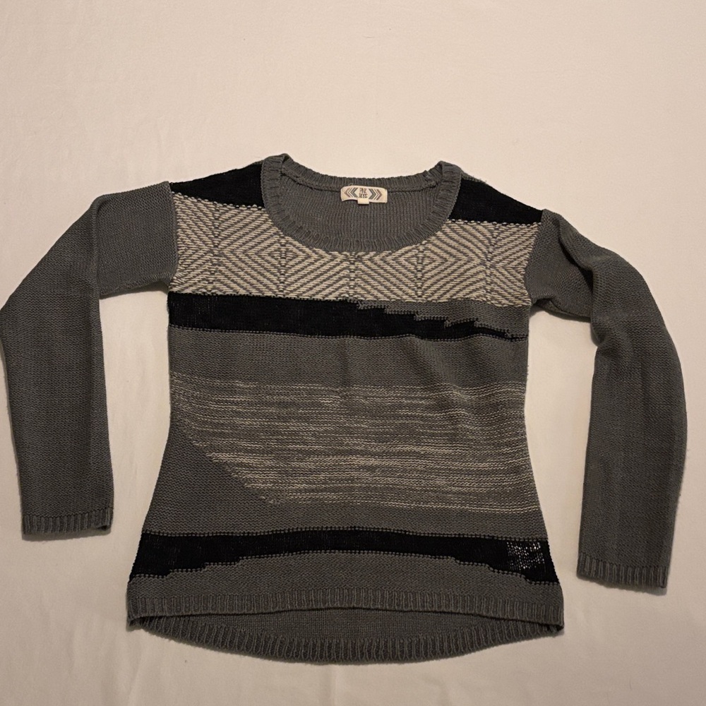 Pink Rose Gray and Black Patterned Sweater